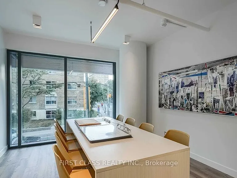 203 College St #406 — Photo 20