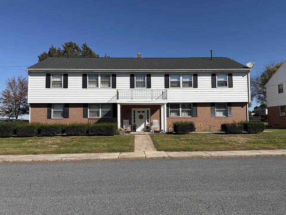 1 Johnson Dr #3