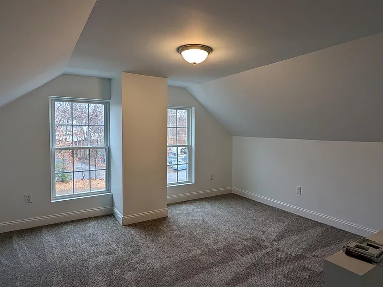 22 Wallace Ct — Photo 9
