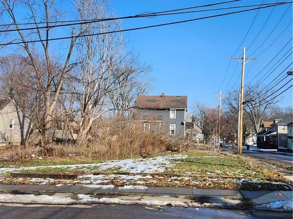 281 E Thornton St, Akron, OH 44311