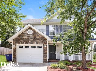 3923 Heather View Ln, Winston Salem, NC 27127