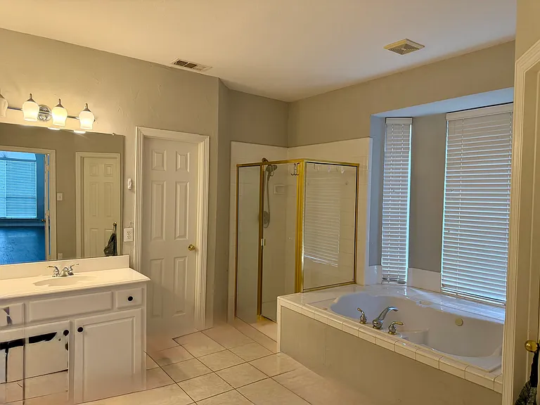 4309 Wingren Dr — Photo 5