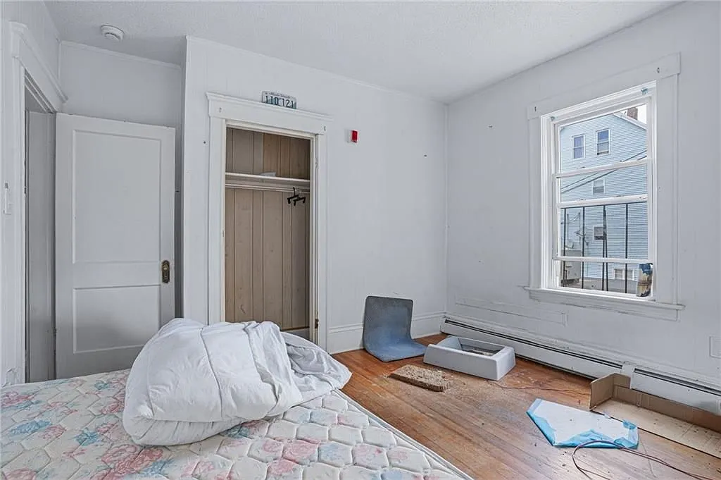 2 bed, 1.0 bath, 1778 sqft, $1,800 — Photo 4
