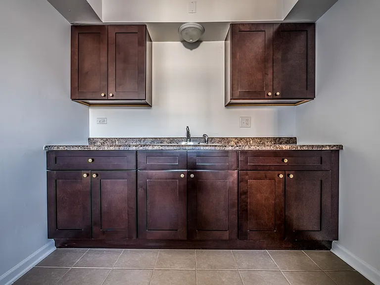 320 N Mason — Photo 13