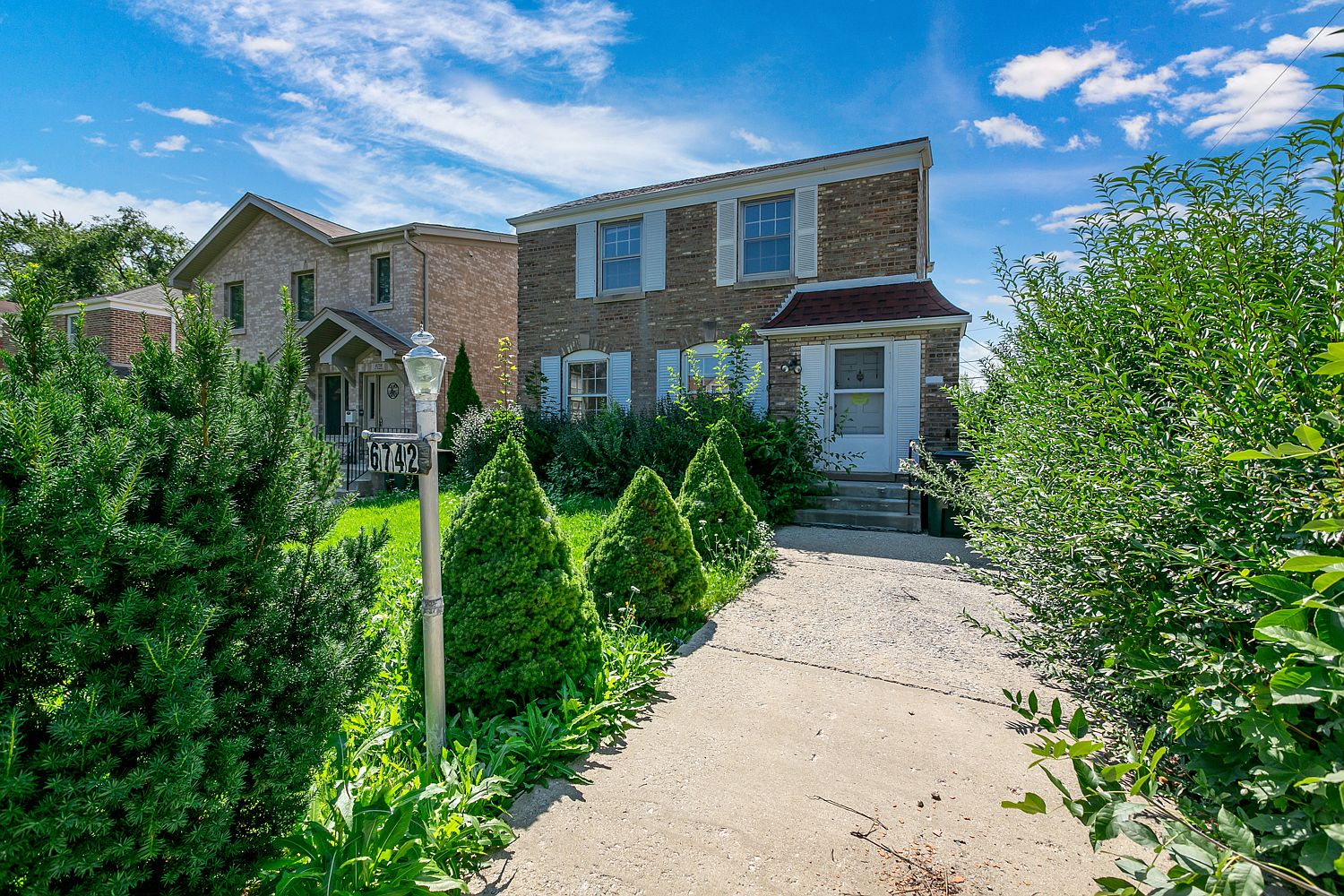 6742 N Trumbull Ave, Lincolnwood, IL 60712 Zillow