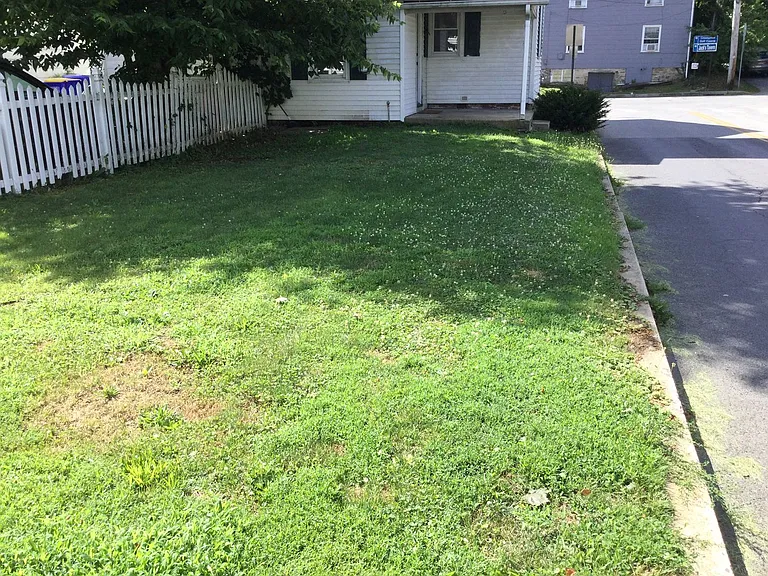209 W Frederick St — Photo 93