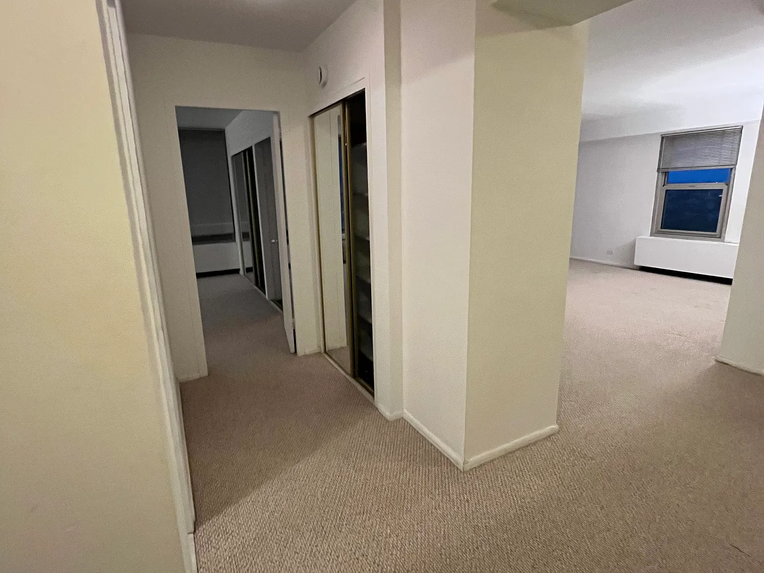 1 bed, 908 sqft, $1,950 — Photo 4
