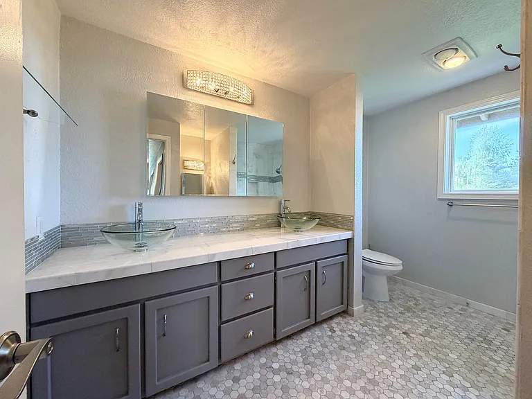 28811 Sound View Dr S — Photo 33