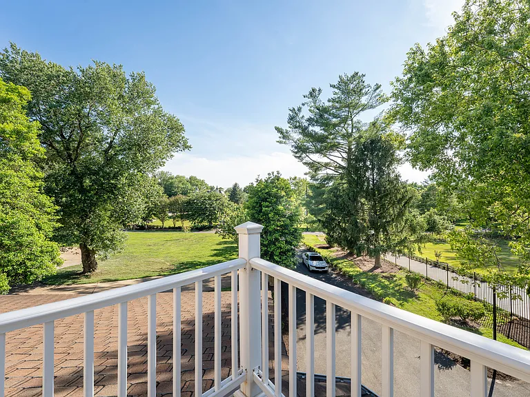 10805 S Glen Rd — Photo 35