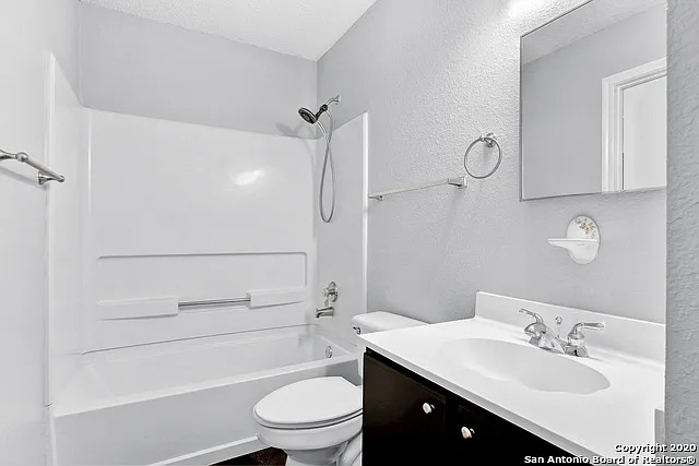 9715 Kashmir Dr — Photo 11