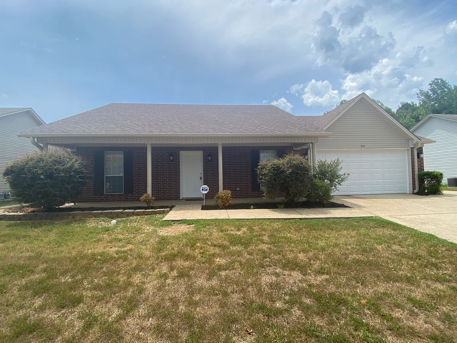210 Hunters Run Benton AR 72015 — Photo 1