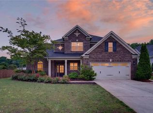 803 Sugarberry Ln, Greensboro, NC 27455