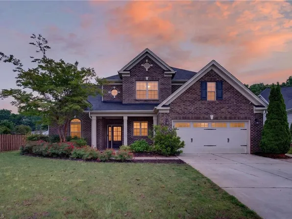 803 Sugarberry Ln, Greensboro, NC 27455