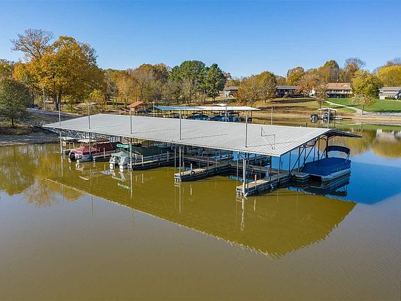 4th image of 198 Blue Springs Blvd
