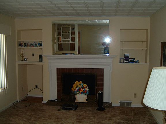 2nd image of 656 E Prospect St SE
