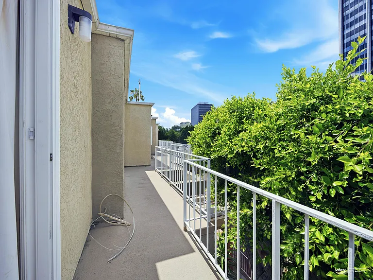 4610 Densmore Ave #9 — Photo 15