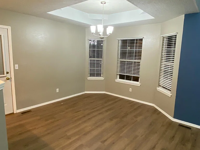 782 W Juniper Ln — Photo 5