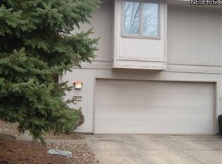 8008 Steven David Dr #4230, Strongsville, OH 44149