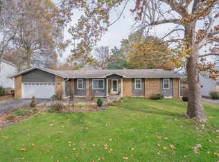 5046 S Sycamore Ave, Springfield, MO 65810