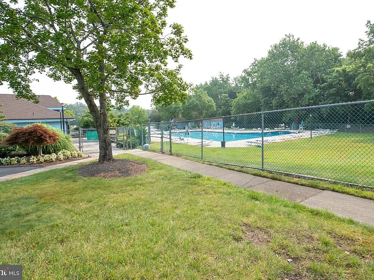 3441 Norwood Pl — Photo 40