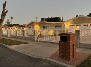 19530 Arminta St, Reseda, CA 91335