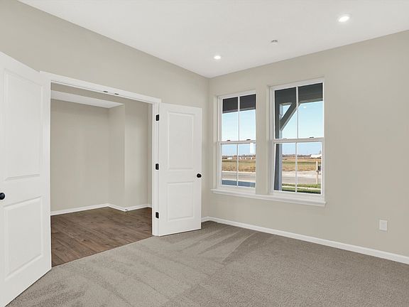 5th image of 20371 N Pacific Ave