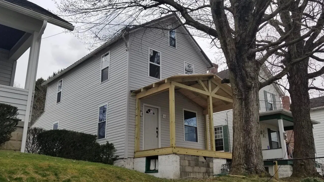 222 N Brady St — Photo 1