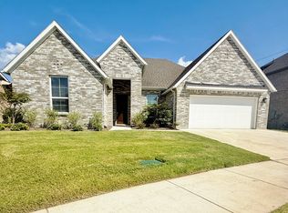 6518 Vivian Ln, Garland, TX 75043