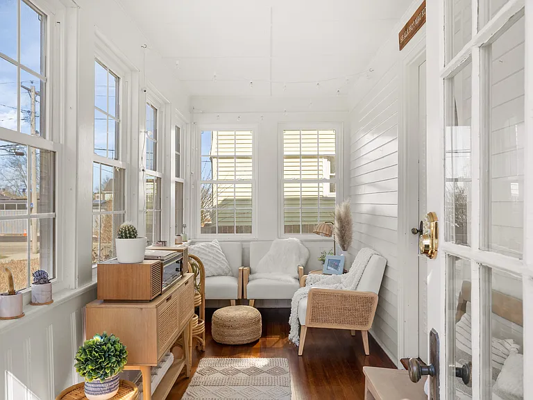 35 Hall Ave — Photo 7