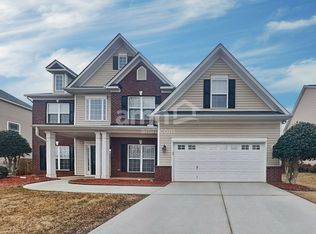 402 River Summit Dr, Simpsonville, SC 29681