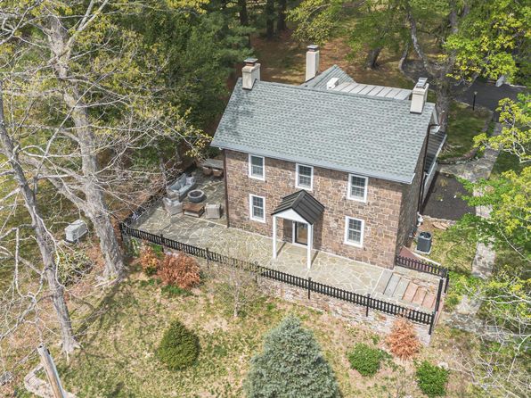 45 Sauerman Rd, Doylestown, PA 18901