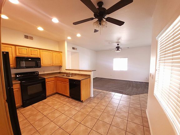4th image of 510 W University Dr Unit 213