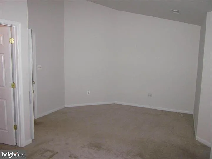 635 Baystone Ct — Photo 8