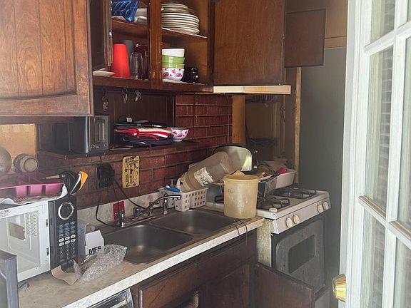 4th image of 3474 23rd St SE