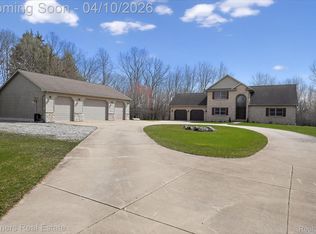 10863 Judd Rd, Fowlerville, MI