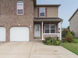2032 Camrose Green St, Belleville, IL
