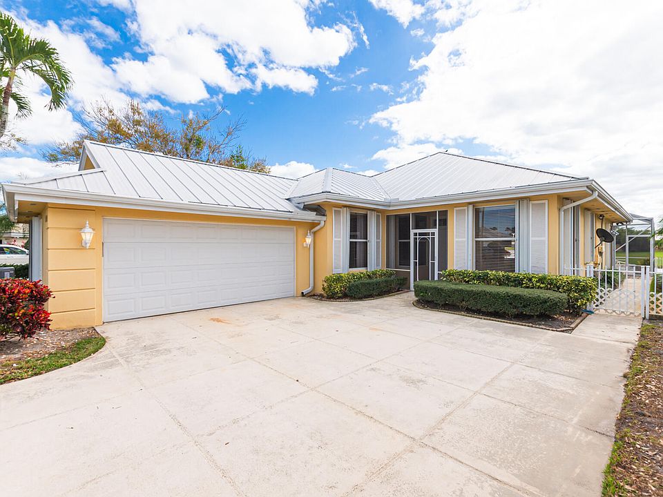 1st image of 2023 SW Mayflower Drive