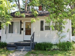 967 Salisbury Ave, Flint, MI 48532