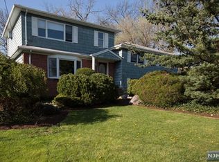 252 Cornwall Rd, Glen Rock, NJ 07452