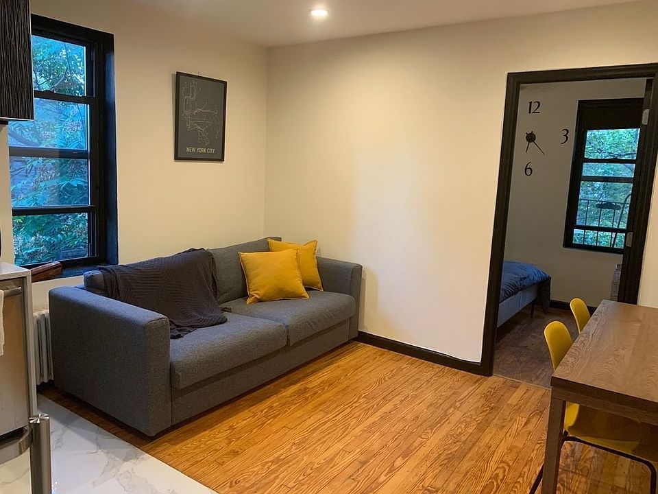1st image of 240 E 28th St APT 25