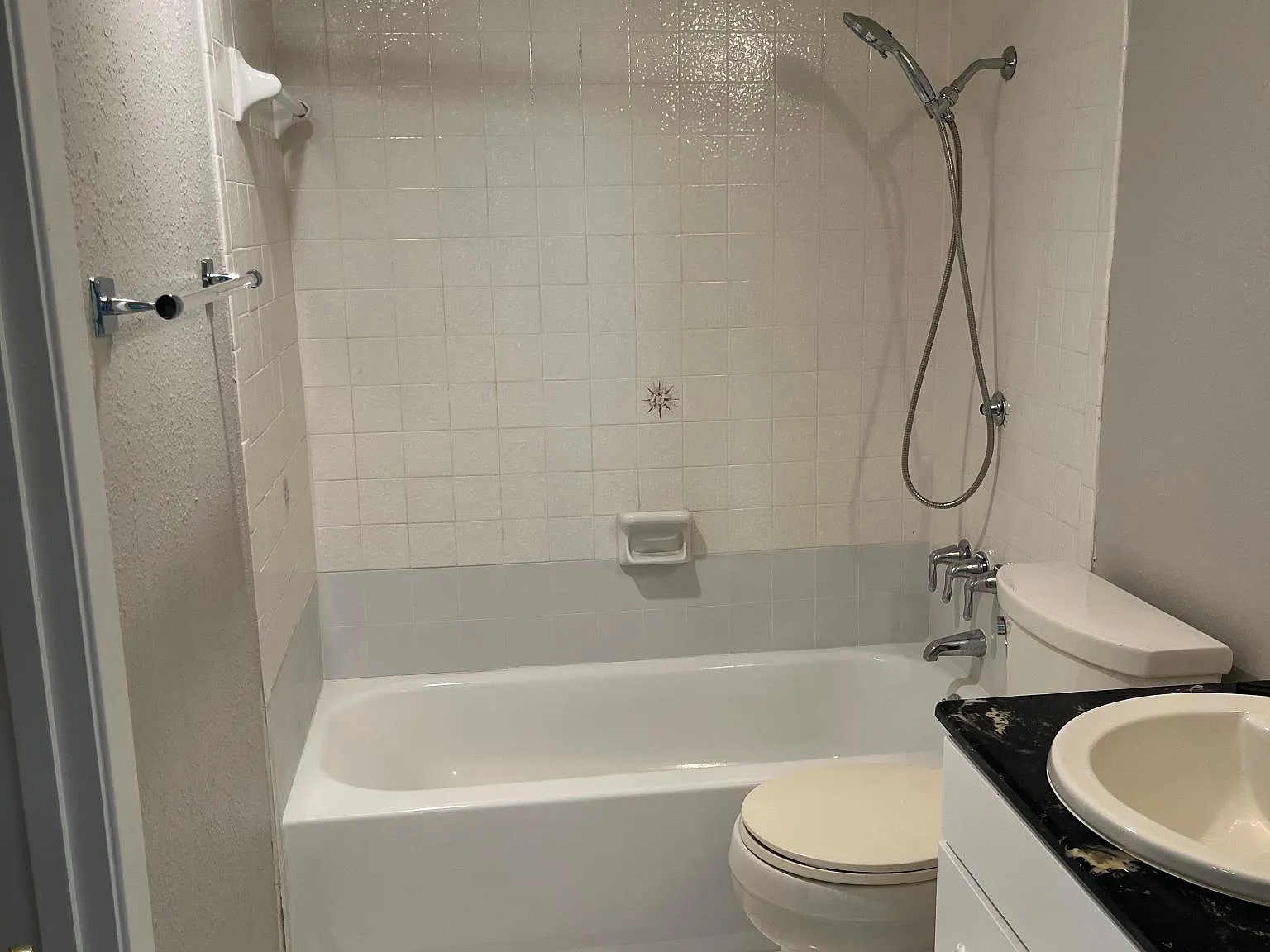 4239 McKinney Ave — Photo 4