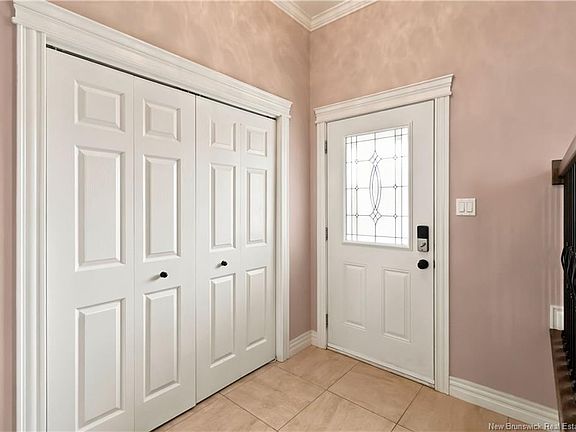 5th image of 84 Harmony Dr