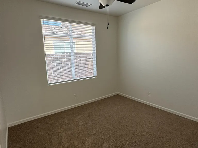 5990 E Kerckhoff Ave — Photo 16