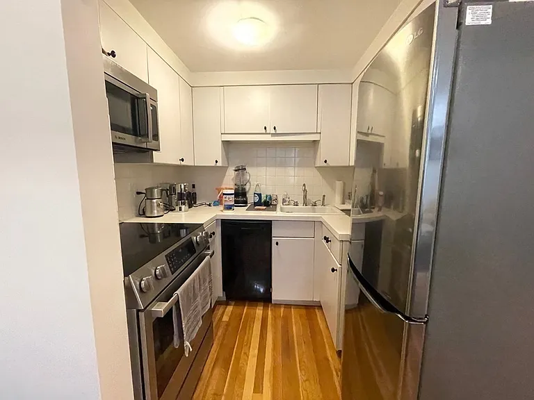449 Beacon St #6 — Photo 13