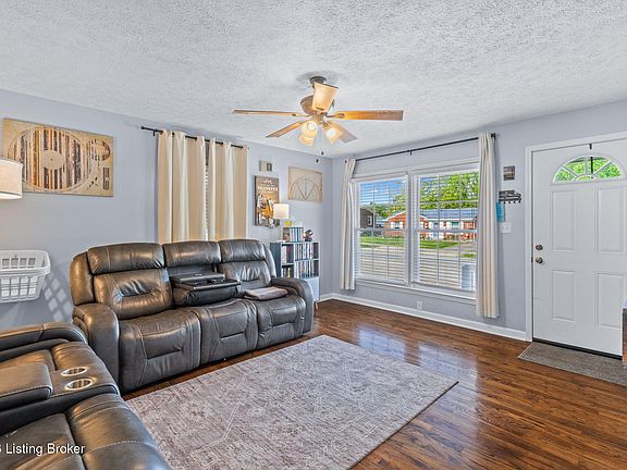 5th image of 10211 Caven Ave