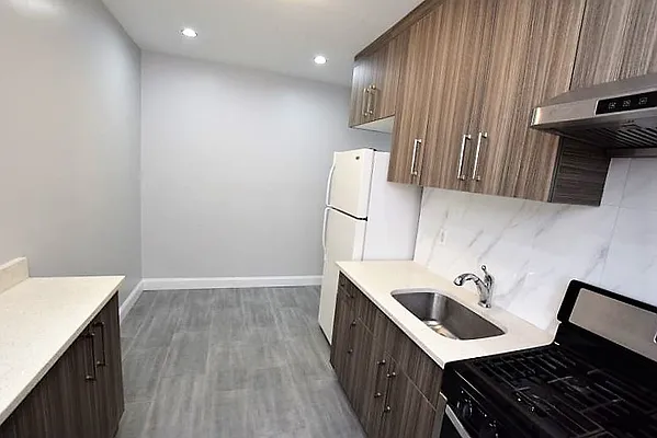 Rented by Merit Group & Associates | media 30