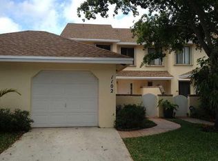 1102 Maplewood Dr, Greenacres, FL 33415