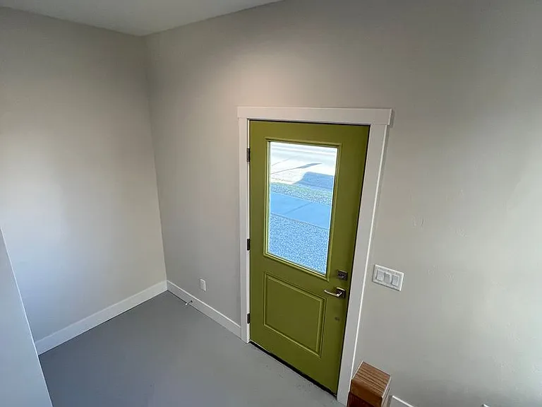 103 Park Ave — Photo 3