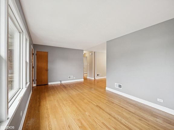 5th image of 2119 Boeger Ave