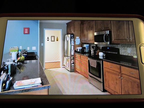 3rd image of 226 Bayberry Ln